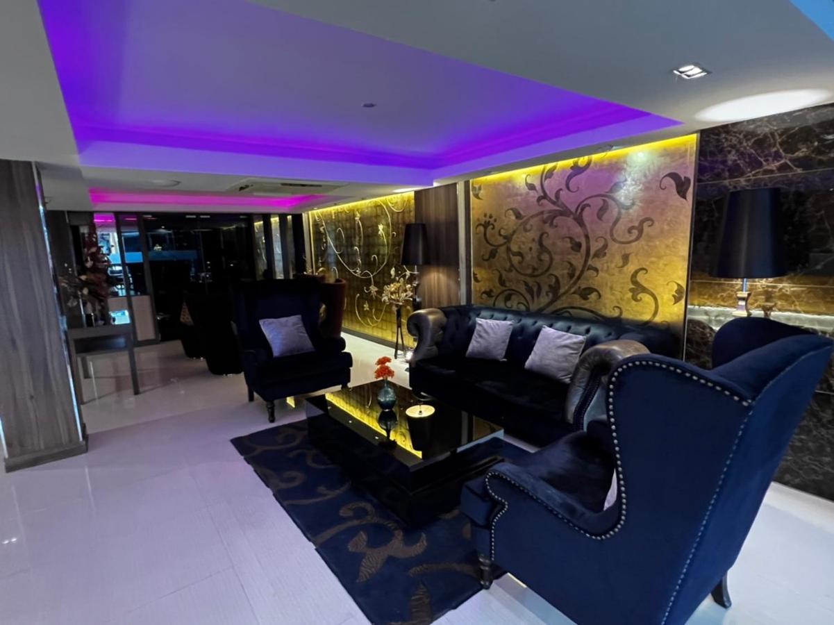 Icheck Inn Nana By Aspira Bangkok Exteriör bild