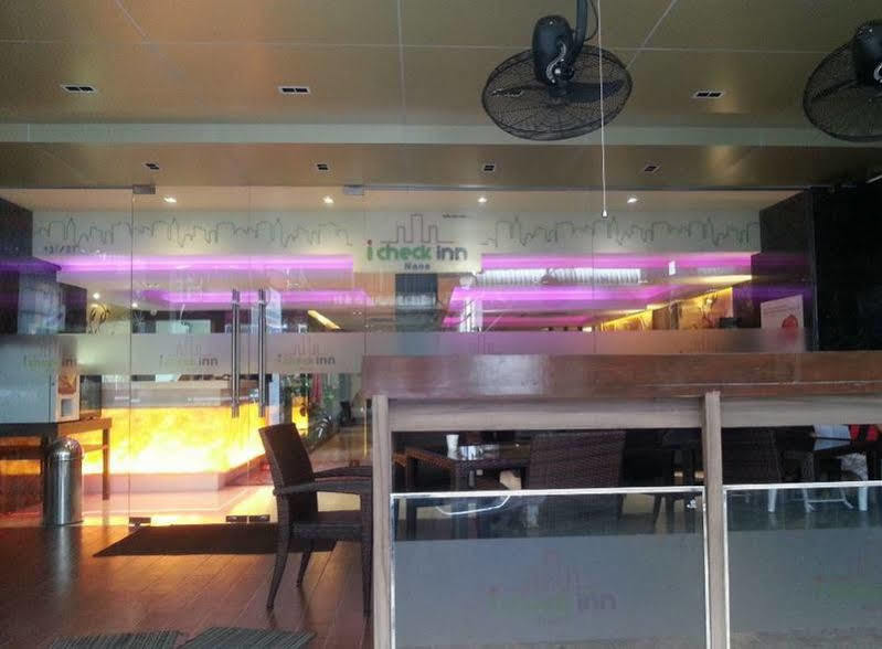 Icheck Inn Nana By Aspira Bangkok Exteriör bild