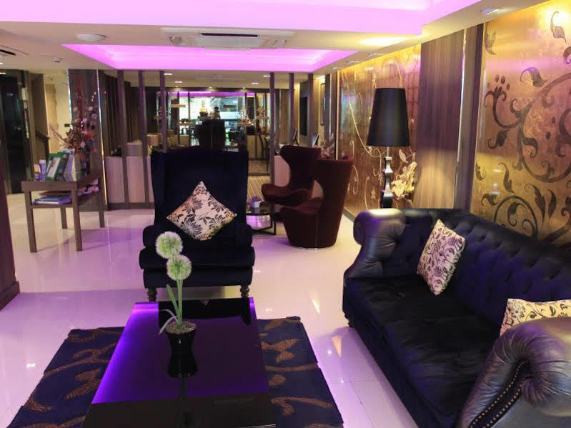 Icheck Inn Nana By Aspira Bangkok Exteriör bild